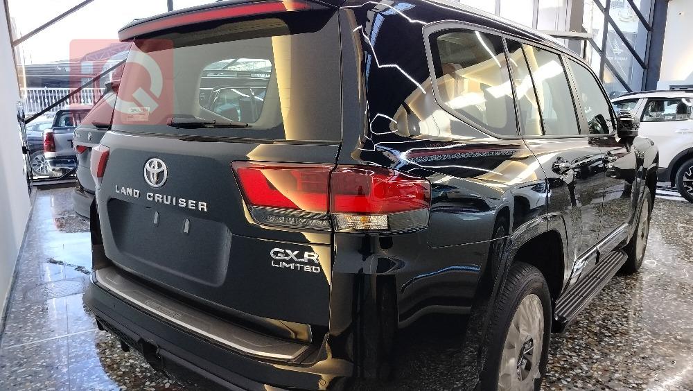 تويوتا لاندكروزر